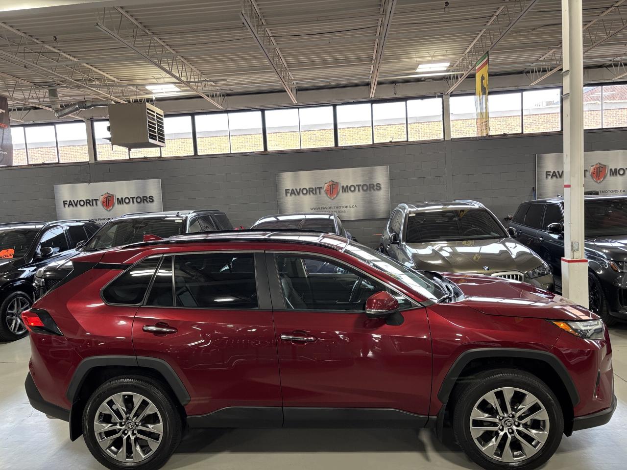 2023 Toyota RAV4 Limited AWD|JBLAUDIO|360CAM|LEATHER|SUNROOF|ALLOYS - Photo #3