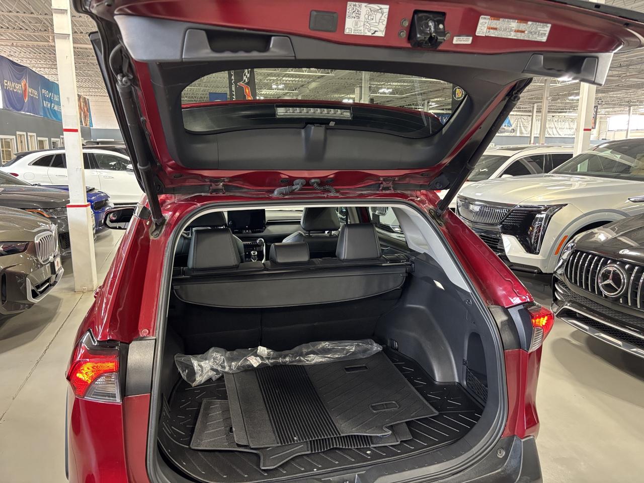 2023 Toyota RAV4 Limited AWD|JBLAUDIO|360CAM|LEATHER|SUNROOF|ALLOYS - Photo #6