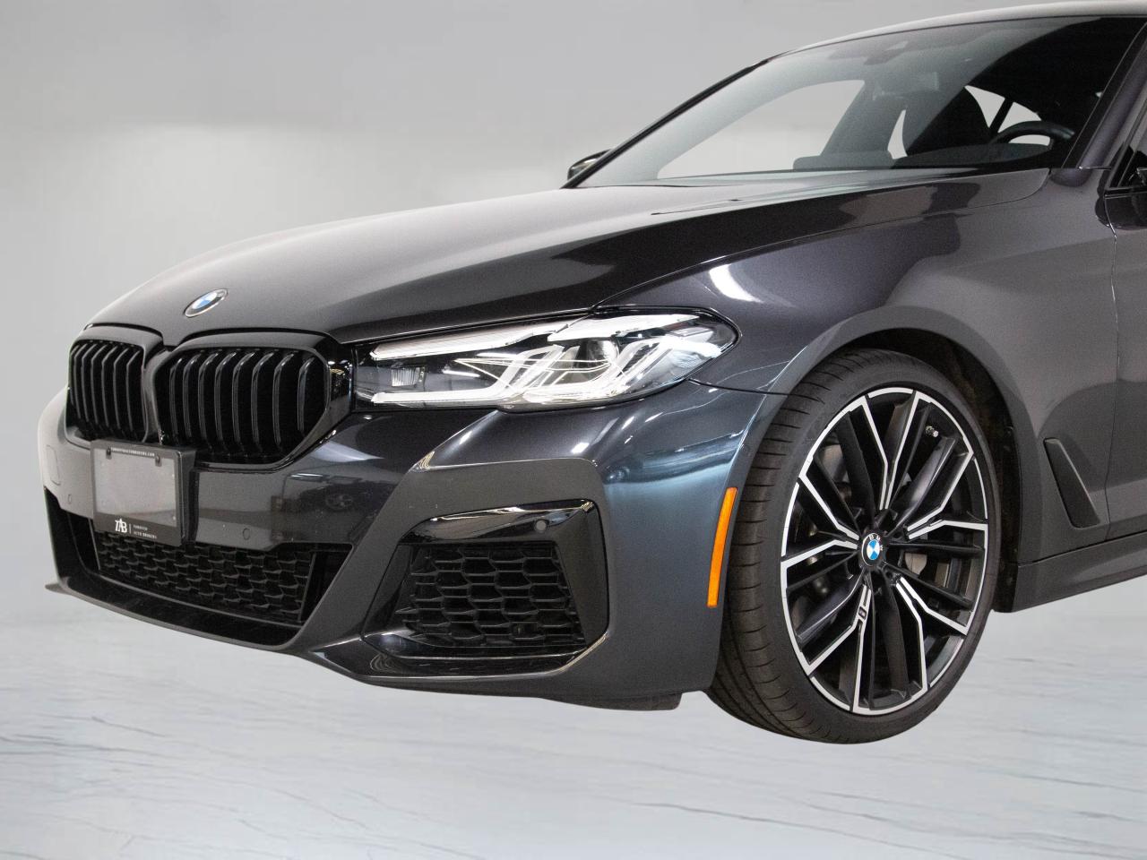 2023 BMW 5 Series 530I | M SPORT | DIAMOND STITCH | 20"RIM | HEATED Photo