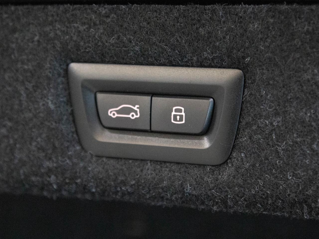 2023 BMW 5 Series 530I | M SPORT | DIAMOND STITCH | 20"RIM | HEATED Photo