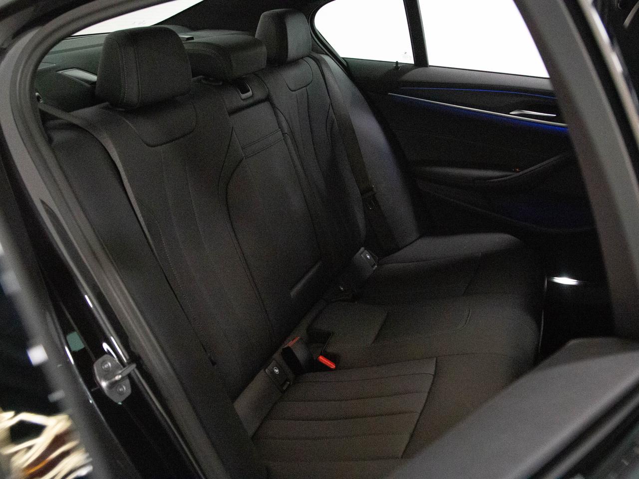 2023 BMW 5 Series 530I | M SPORT | DIAMOND STITCH | 20"RIM | HEATED Photo