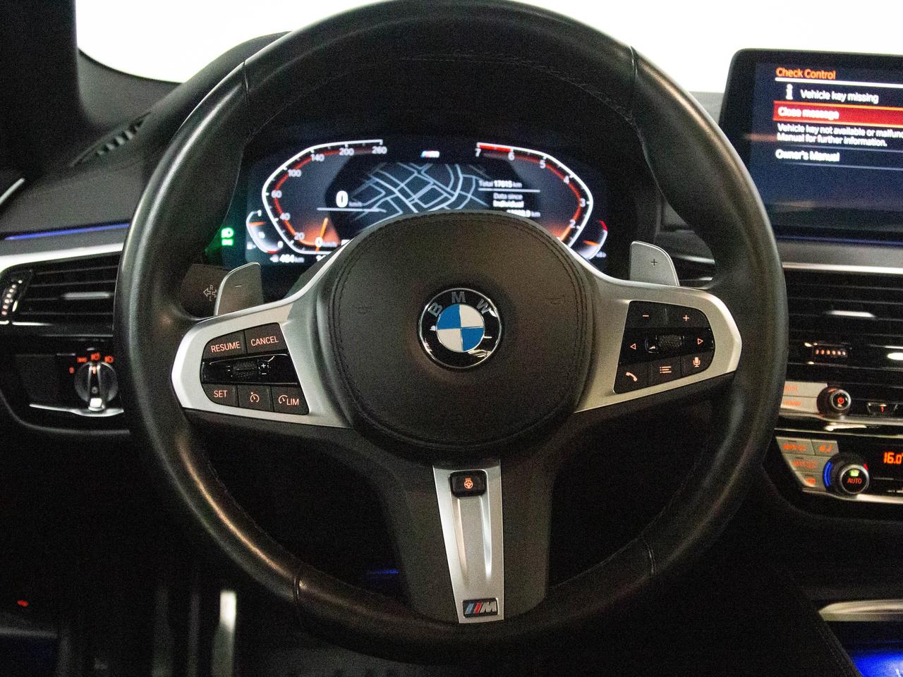 2023 BMW 5 Series 530I | M SPORT | DIAMOND STITCH | 20"RIM | HEATED Photo