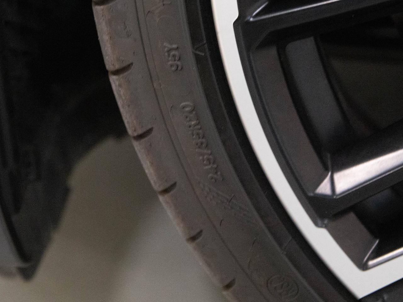 2023 BMW 5 Series 530I | M SPORT | DIAMOND STITCH | 20"RIM | HEATED Photo
