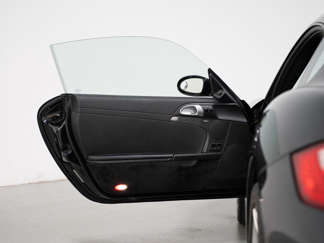 2006 Porsche Cayman S BOSE | HEATED SEATS | 19 IN Photo