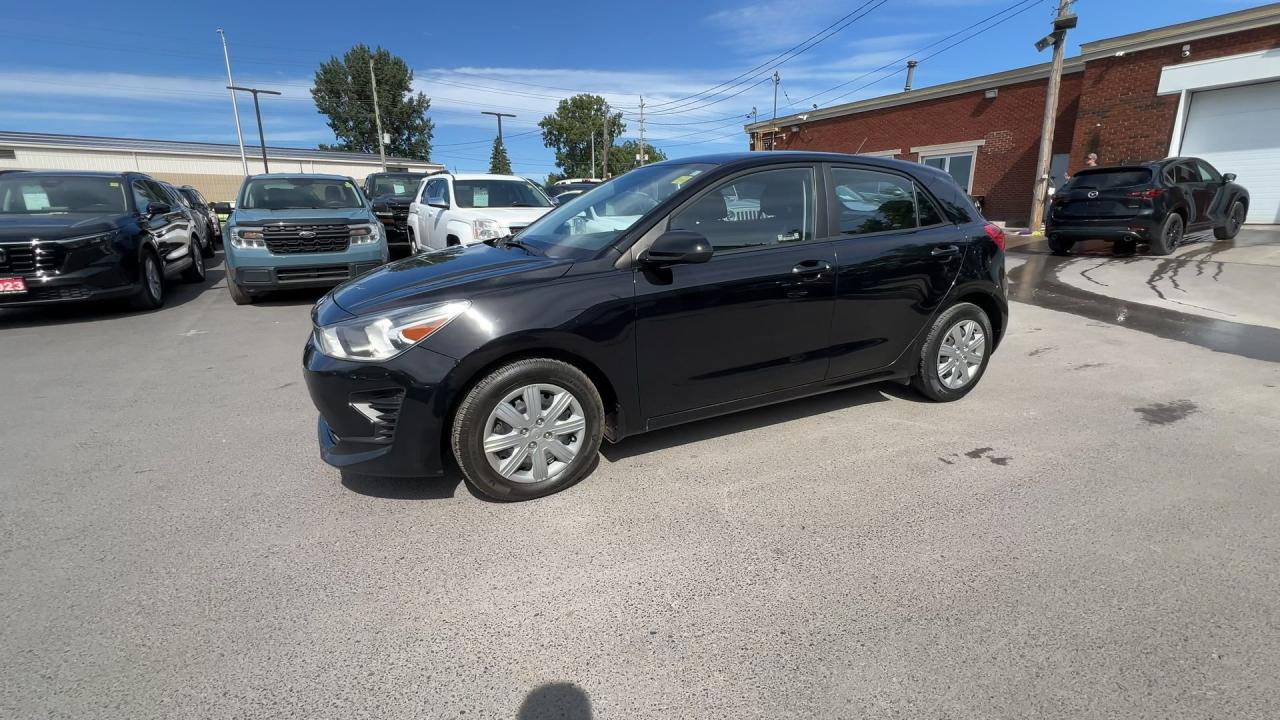 2021 Kia Rio5 AUTO| HTD SEATS | WIRELESS CARPLAY | KEYLESS ENTRY Photo3