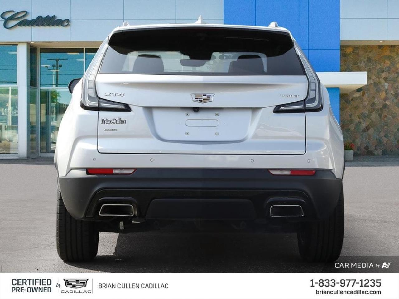 2022 Cadillac XT4 AWD Sport AWD 4dr Sport Photo4