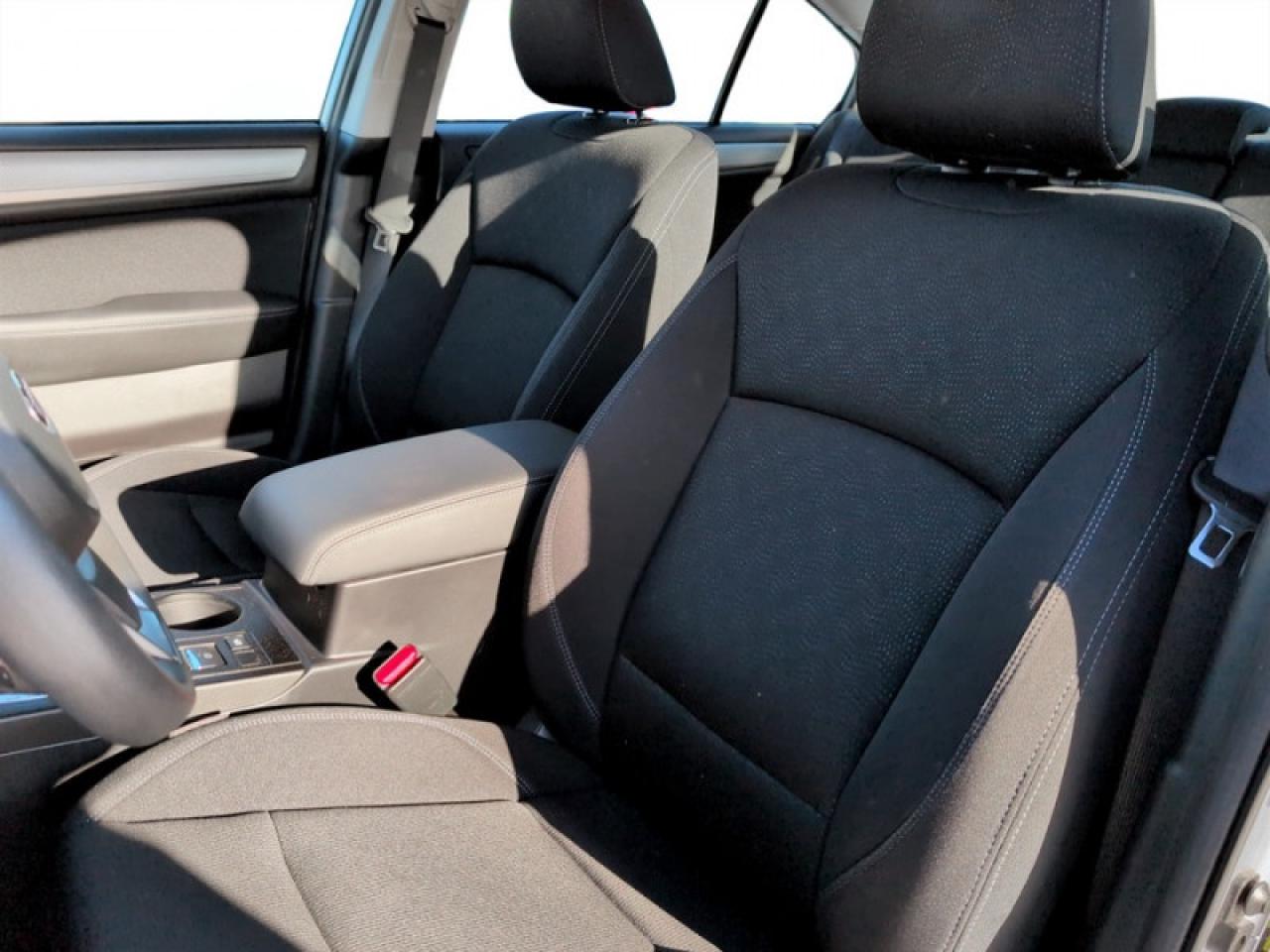 2019 Subaru Legacy 4dr Sdn 2.5i CVT  **VERY LOW KMS - AWD** Photo