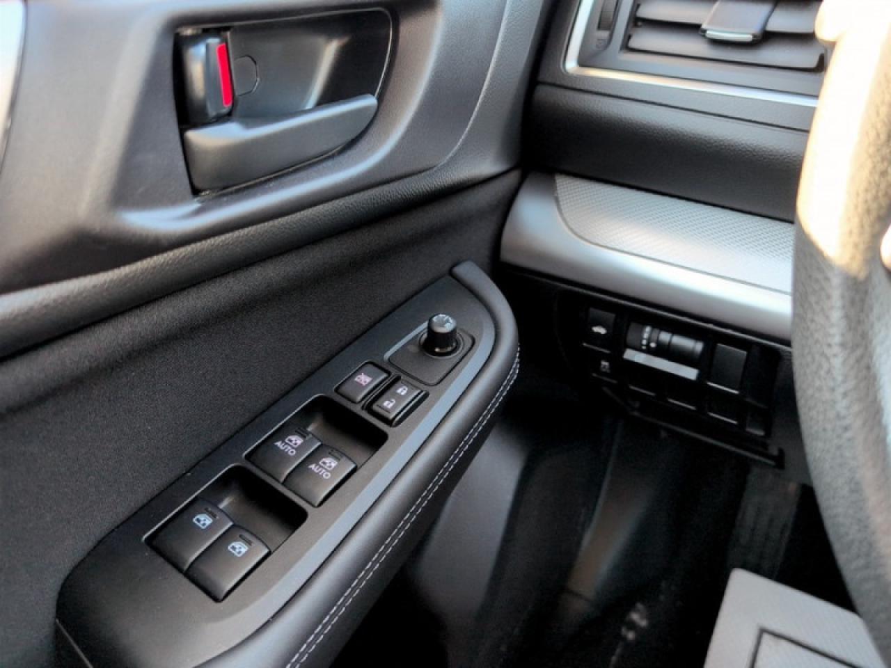 2019 Subaru Legacy 4dr Sdn 2.5i CVT  **VERY LOW KMS - AWD** Photo