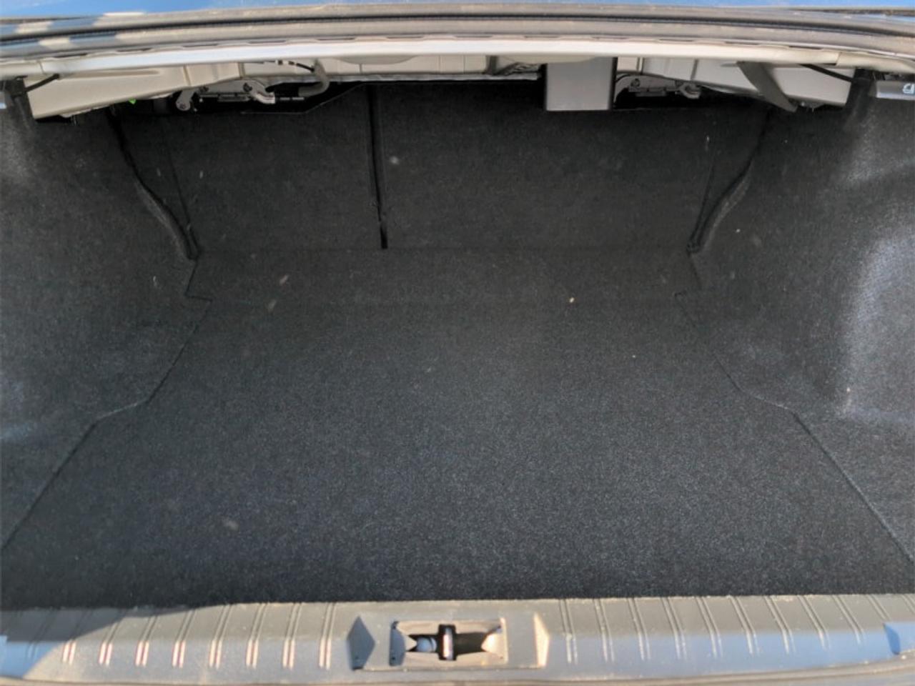 2019 Subaru Legacy 4dr Sdn 2.5i CVT  **VERY LOW KMS - AWD** Photo