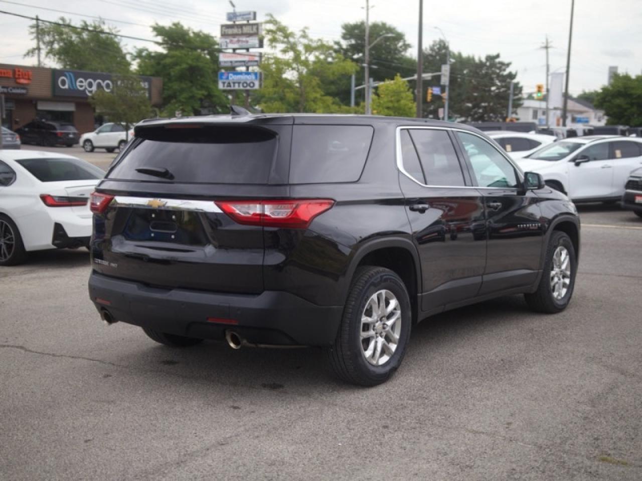 2021 Chevrolet Traverse LS  **8 PASSENGER** Photo