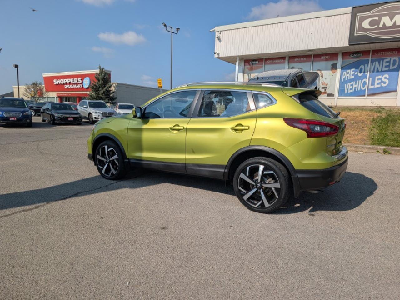 2020 Nissan Qashqai SL Platinum Package  **UNIQUE COLOR** Photo2