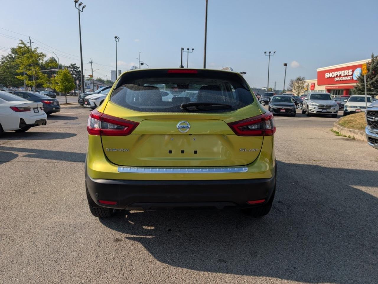 2020 Nissan Qashqai SL Platinum Package  **UNIQUE COLOR** Photo3