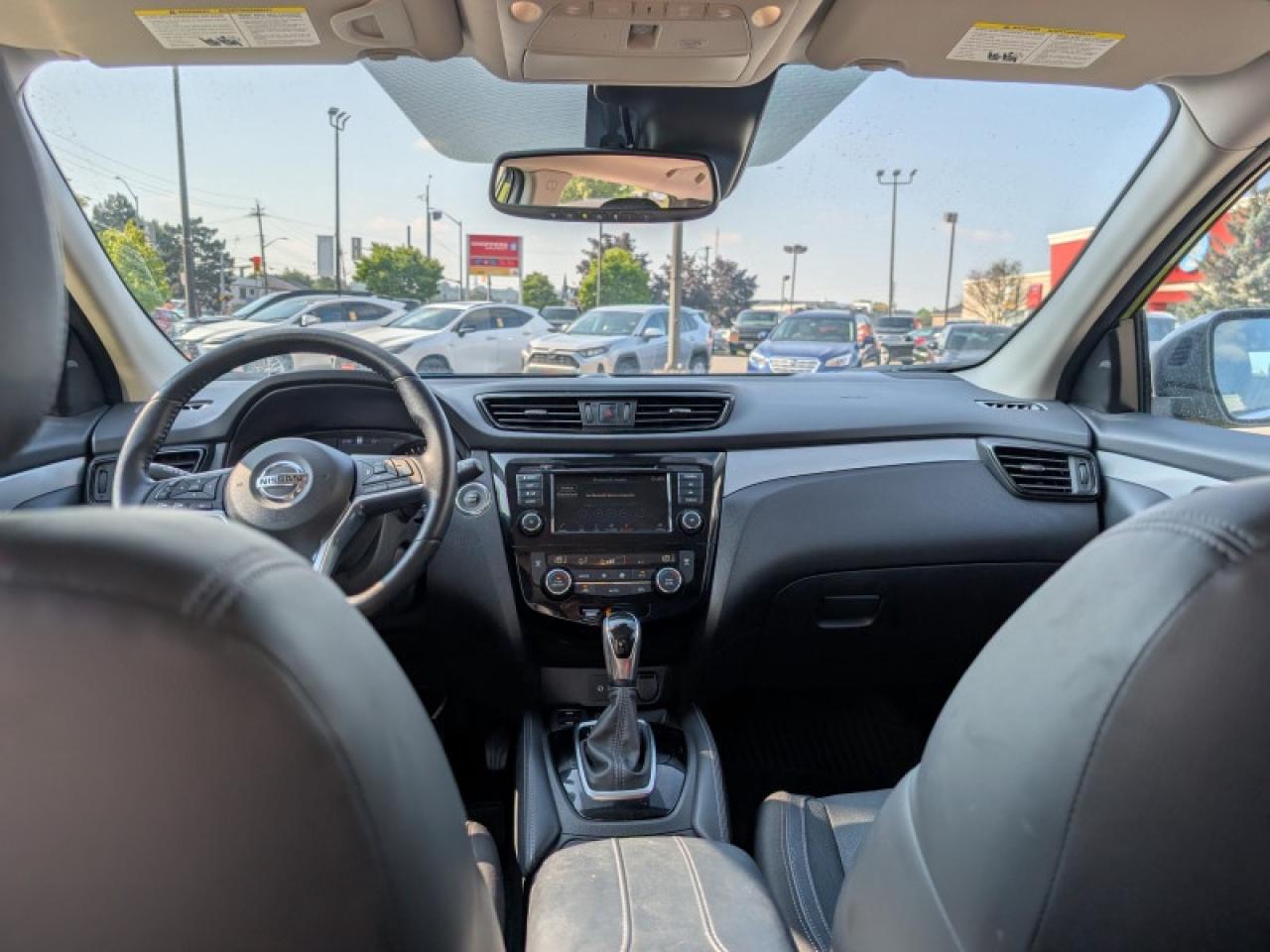 2020 Nissan Qashqai SL Platinum Package  **UNIQUE COLOR** Photo