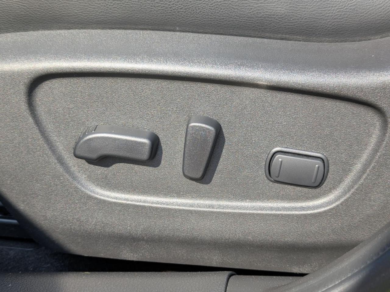 2020 Nissan Qashqai SL Platinum Package  **UNIQUE COLOR** Photo