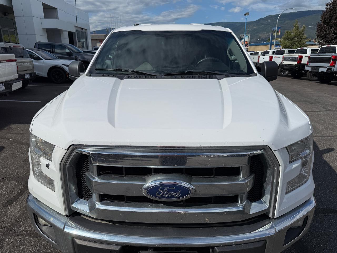 2017 Ford F-150 XLT Photo5