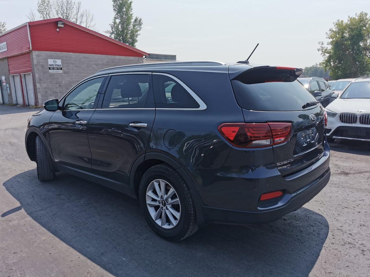 2019 Kia Sorento LX AWD - Photo #3