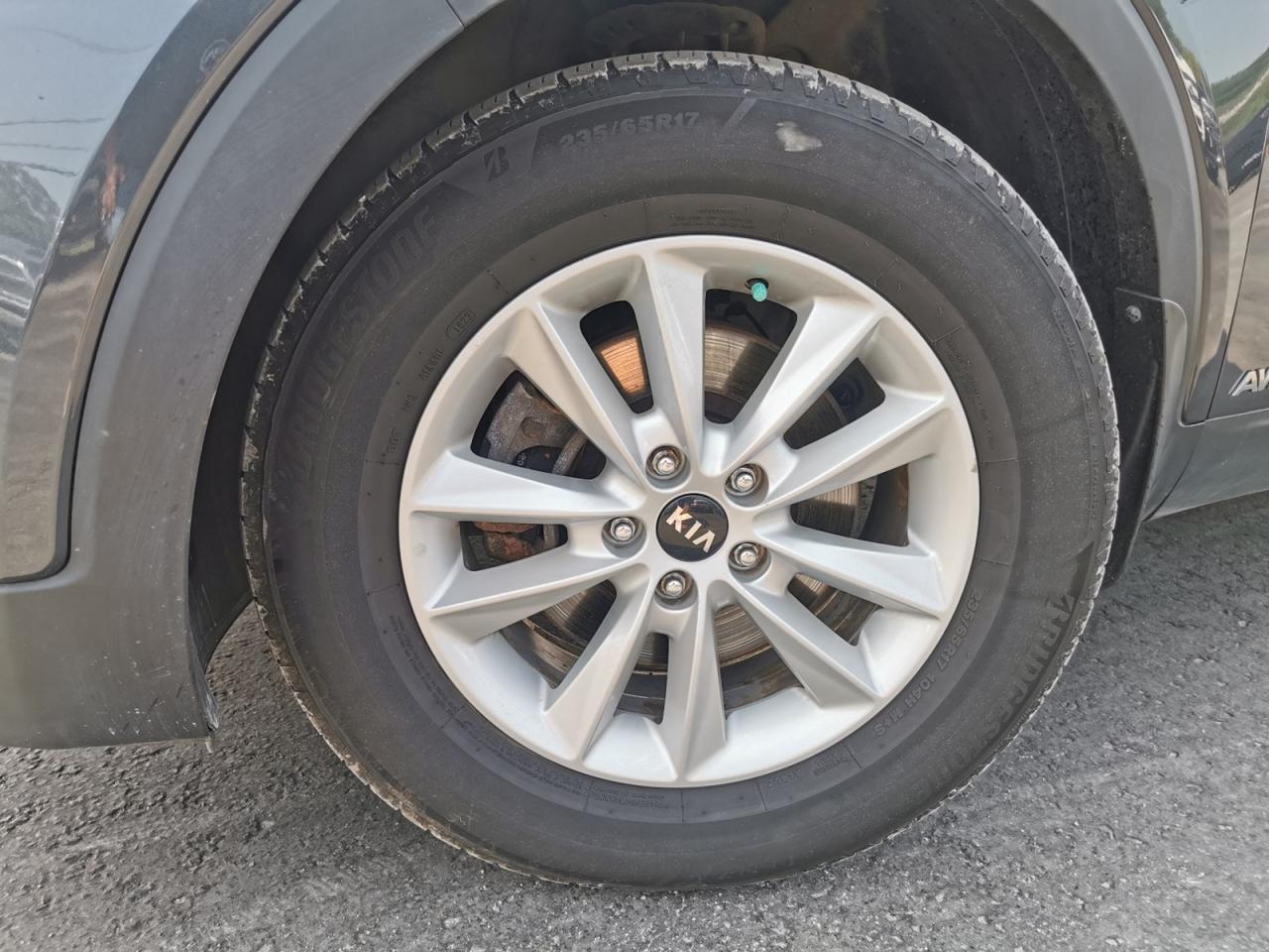 2019 Kia Sorento LX AWD - Photo #9