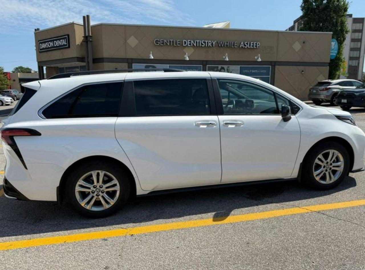 Used 2023 Toyota Sienna XSE Tech AWD | Rear Entertainment | Leather | Nav | Sunroof | Heated Wheel + Seats | and More ! for sale in Guelph, ON