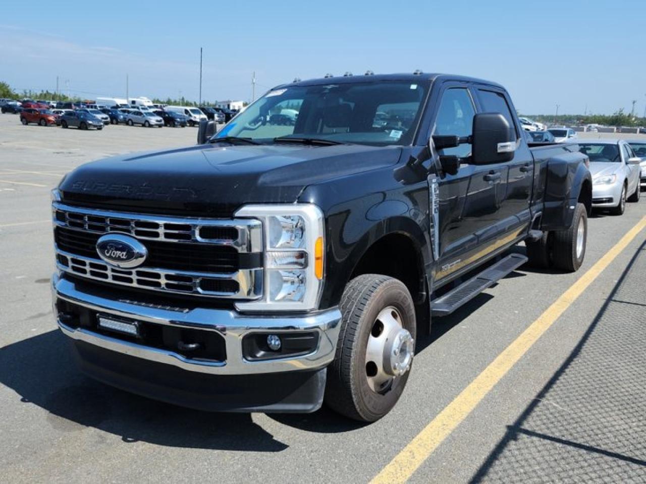 Used 2023 Ford F-350 Super Duty DRW Dually | 6.7L Diesel | FX4 | 360 Camera | Tow Tech Pkg | Power Seat | 2KW Pro Power and More ! for sale in Guelph, ON