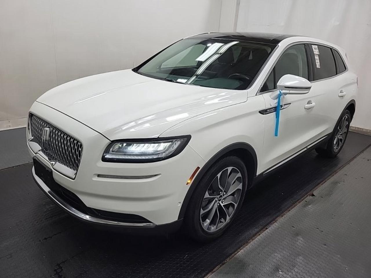 Used 2022 Lincoln Nautilus Reserve AWD | 201A Group | 360 Camera | 13.2 TouchScreen | Pano Sunroof | Wireless Charging | for sale in Guelph, ON