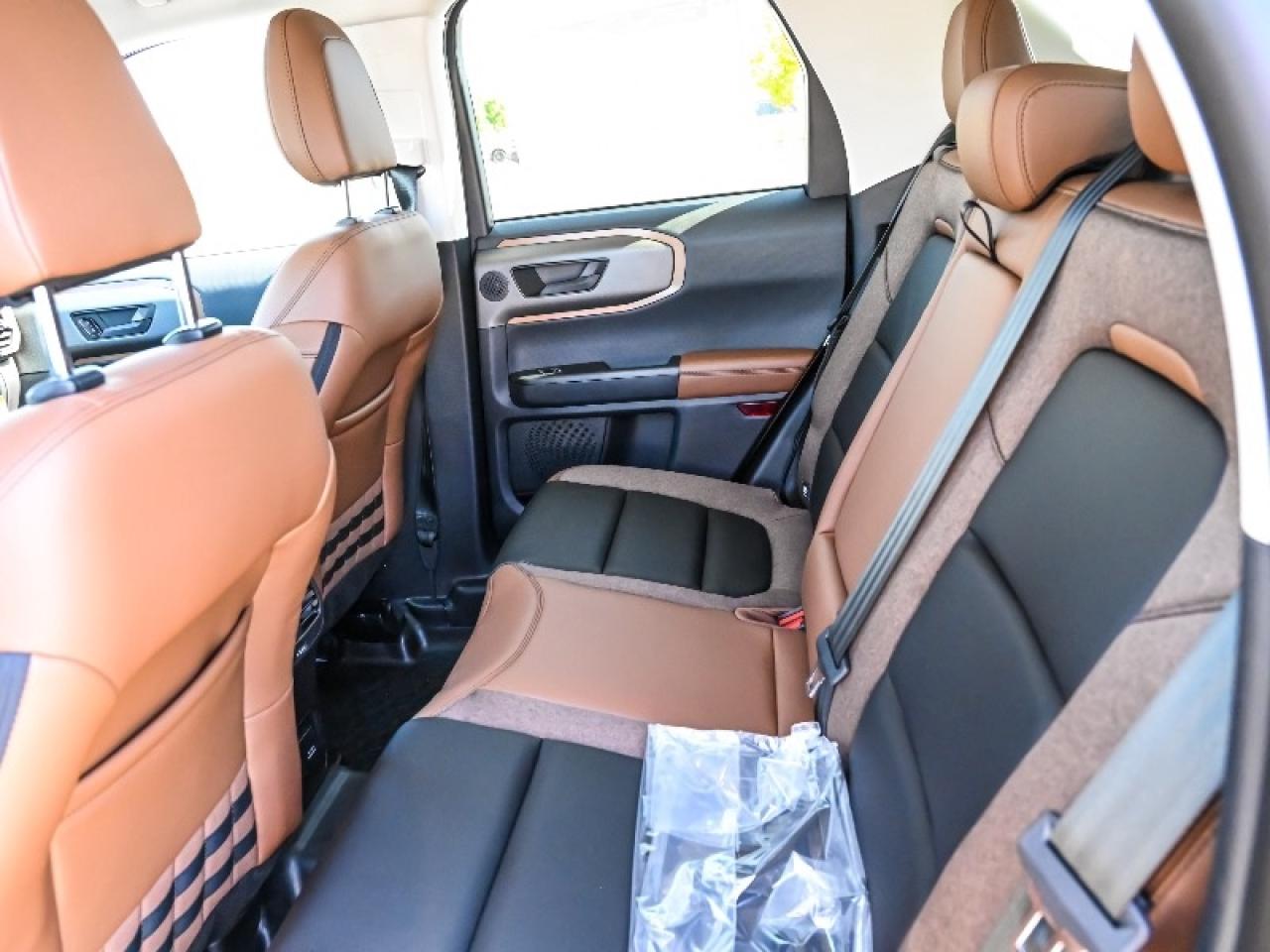 2025 Ford Bronco Sport Outer Banks Photo