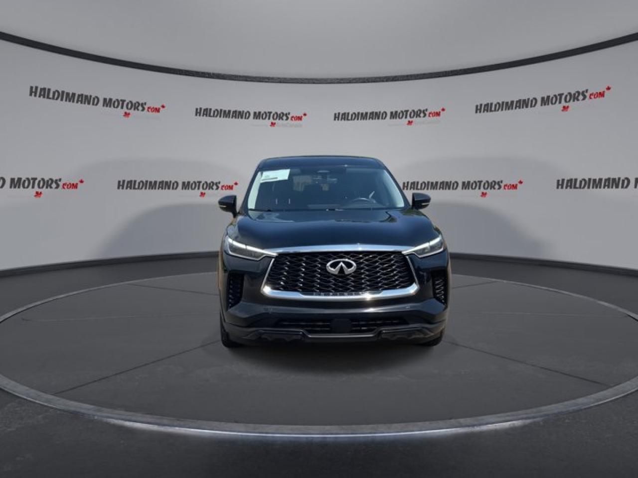 2023 Infiniti QX60 PURE AWD | Panoramic Roof Photo2