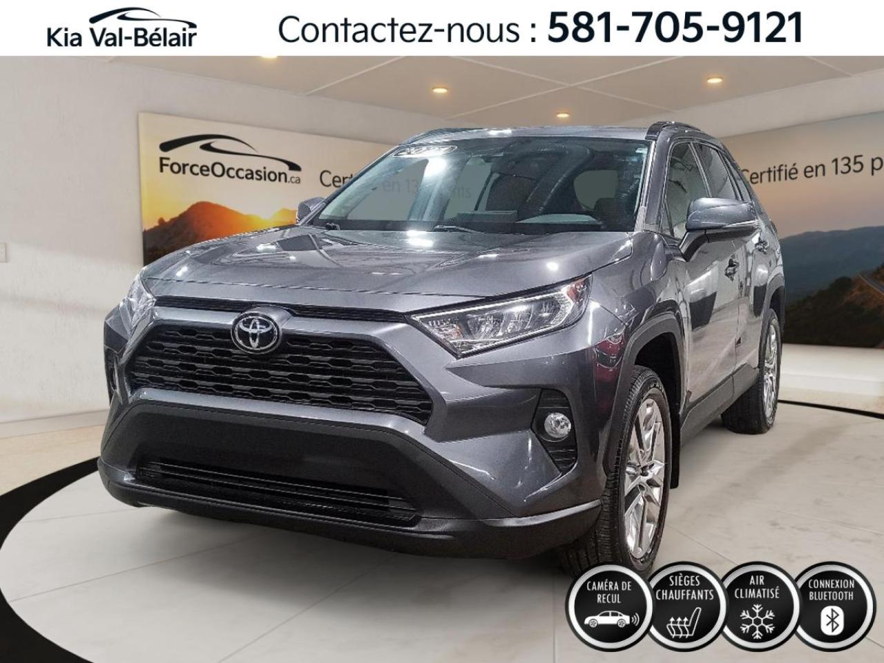 Used 2021 Toyota RAV4 XLE *AWD *TOIT *CUIR *SIEGES/VOLANT CHAUFF *CARPLAY *BI-ZONE for sale in Québec, QC