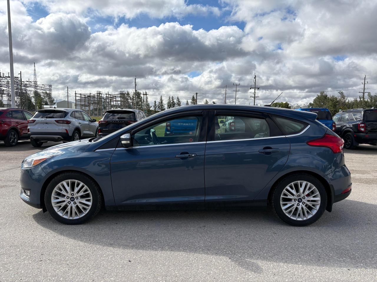 2018 Ford Focus Titanium Hatch Photo5