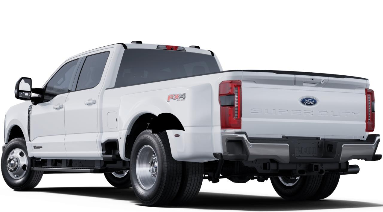 2025 Ford F-350 Super Duty DRW LARIAT 4WD CREW CAB 8' BOX Photo