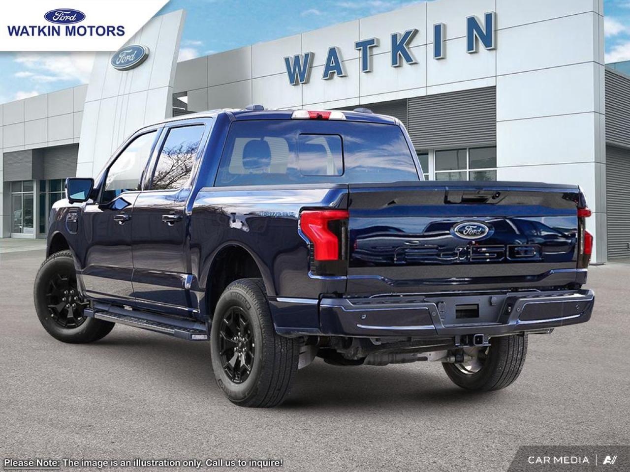 2025 Ford F-150 Lightning XLT Photo3