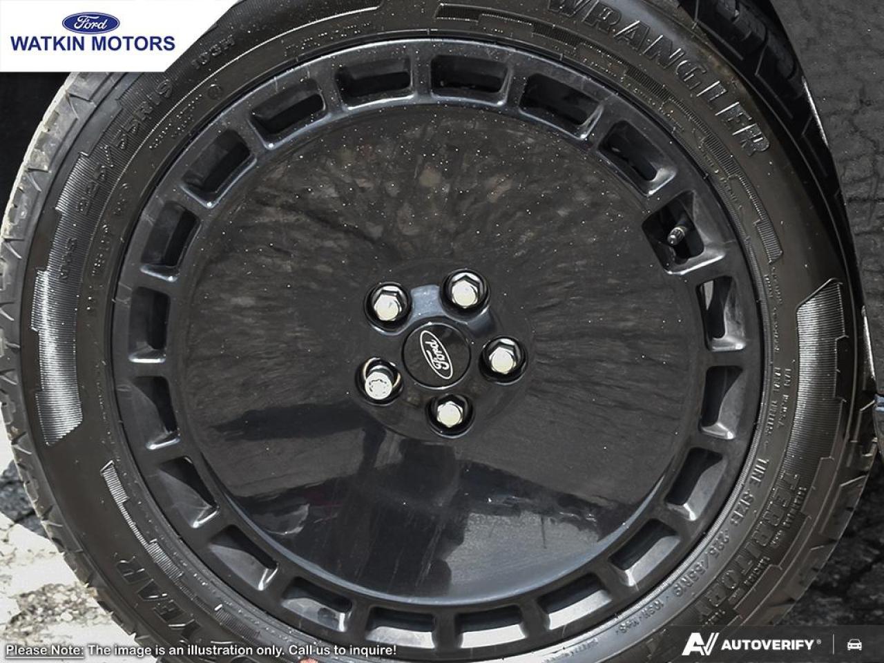 2025 Ford Maverick Lobo Standard Photo25