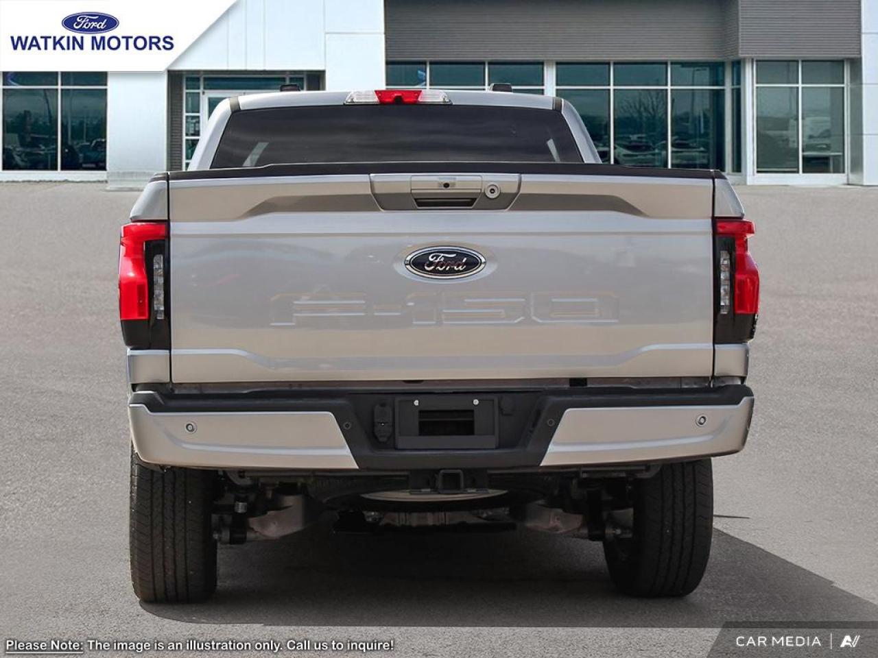 2025 Ford F-150 Lightning XLT Photo4
