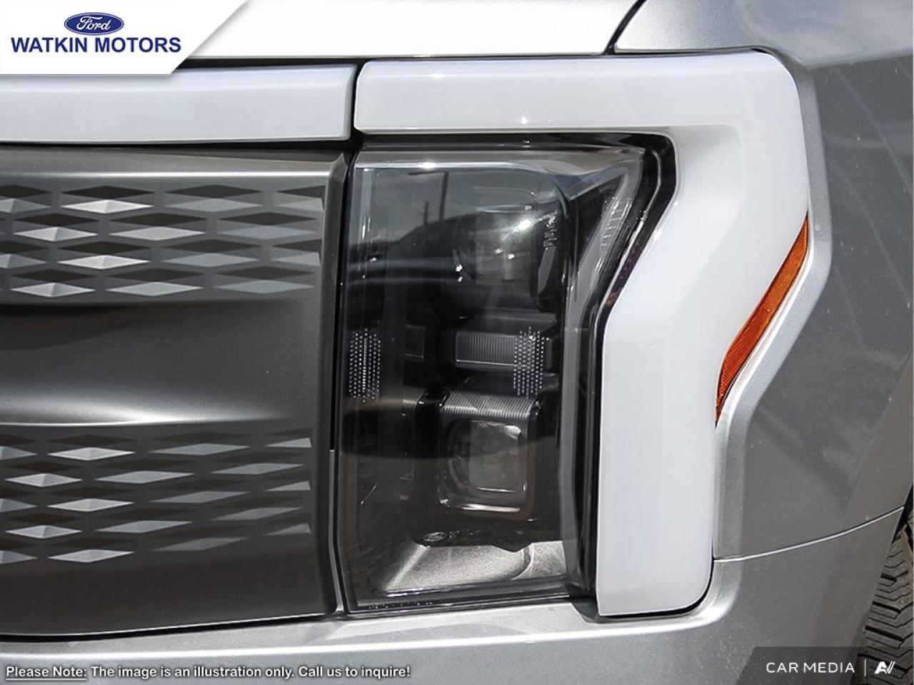 2025 Ford F-150 Lightning XLT Photo9