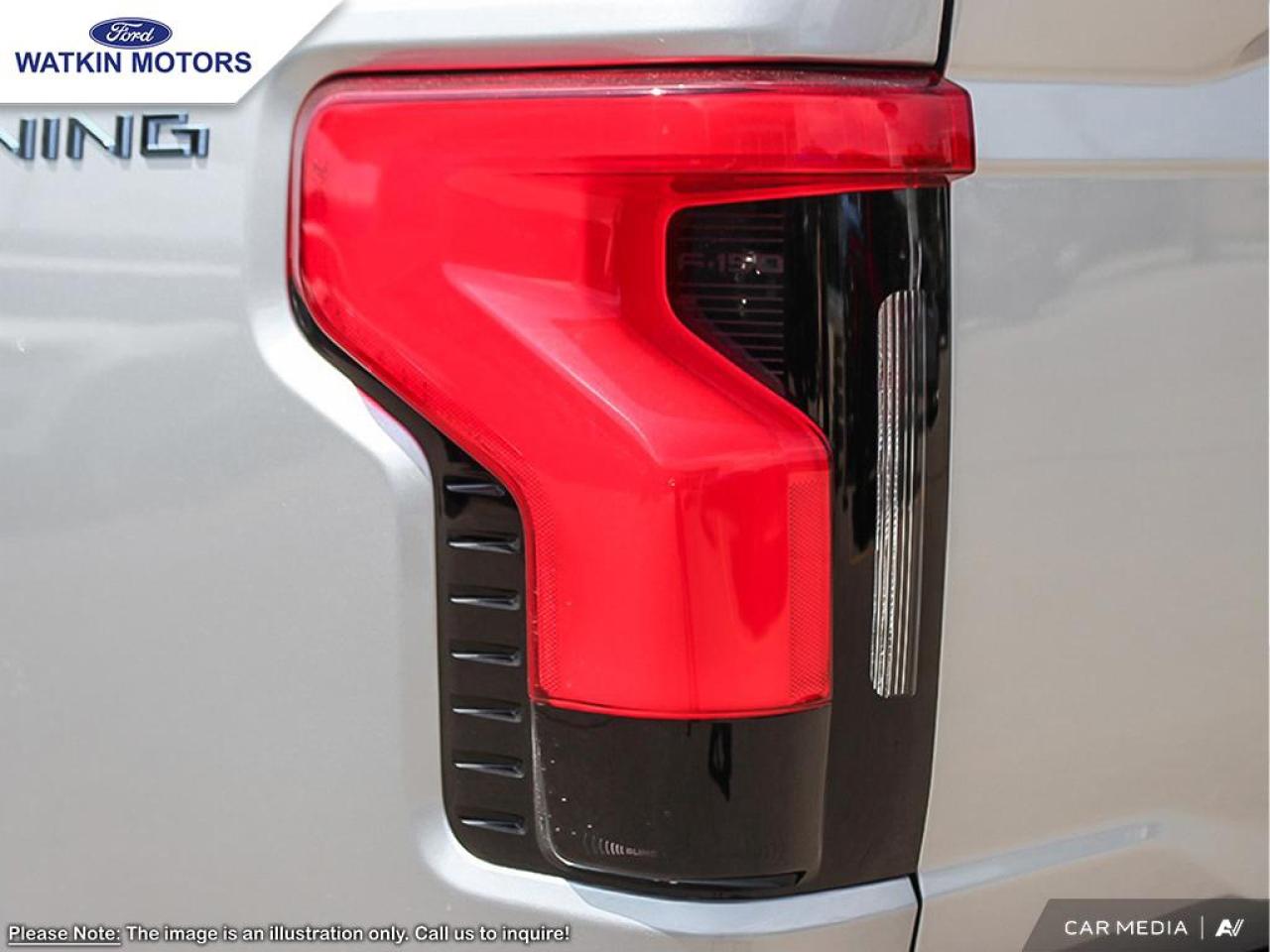 2025 Ford F-150 Lightning XLT Photo10