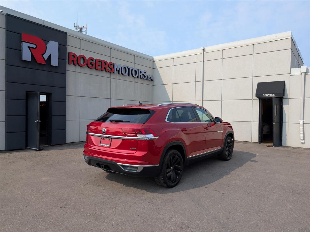 2022 Volkswagen Atlas Cross Sport HIGHLINE AWD - NAVI - PANO ROOF - TECH FEATS