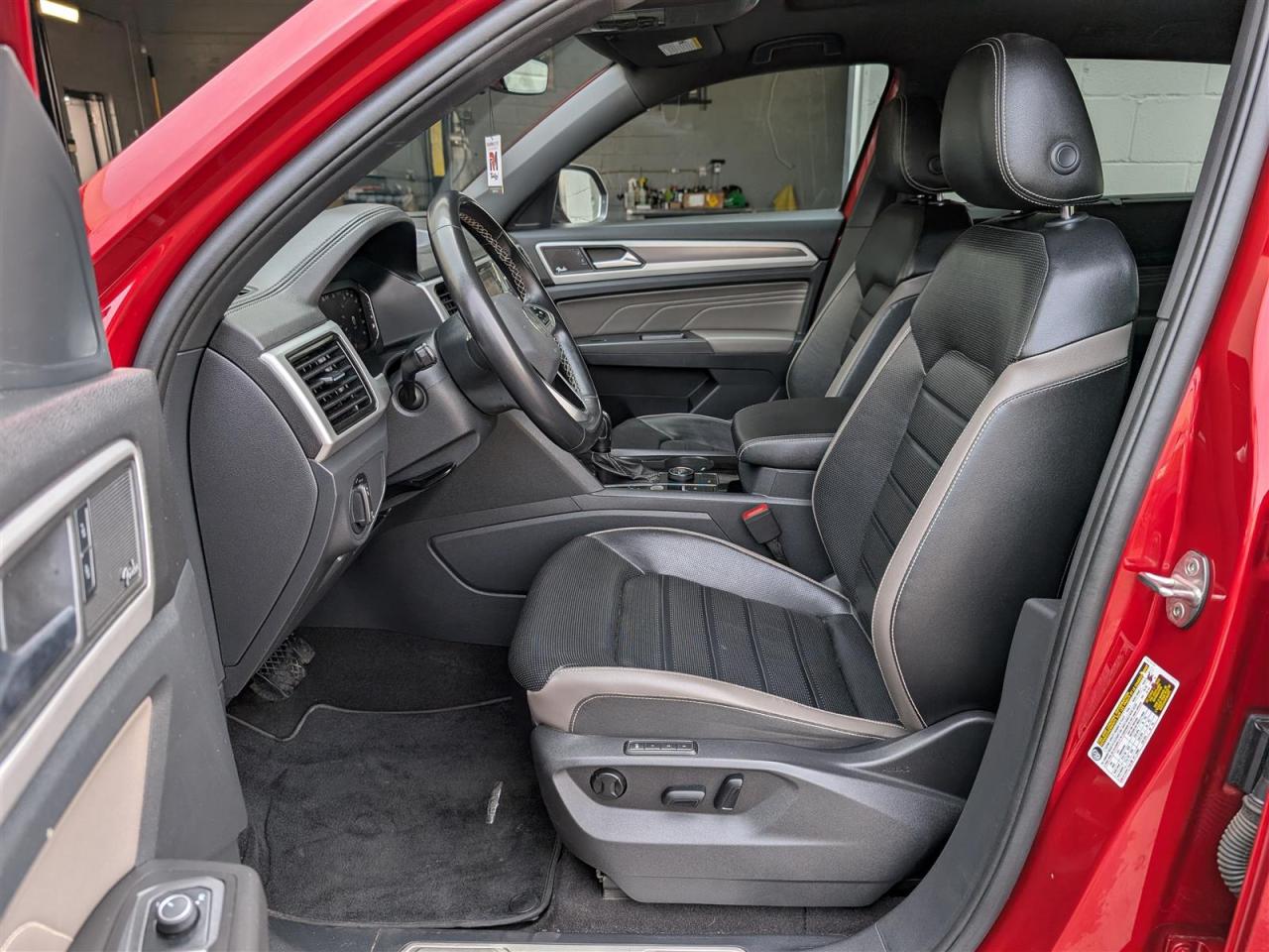 2022 Volkswagen Atlas Cross Sport HIGHLINE AWD - NAVI - PANO ROOF - TECH FEATS