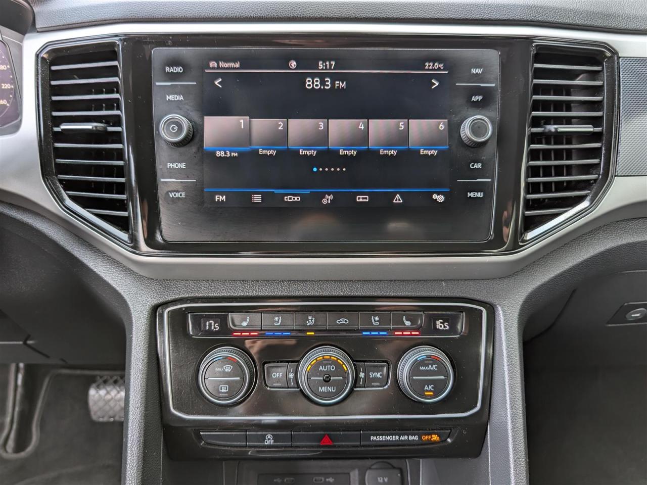 2022 Volkswagen Atlas Cross Sport HIGHLINE AWD - NAVI - PANO ROOF - TECH FEATS