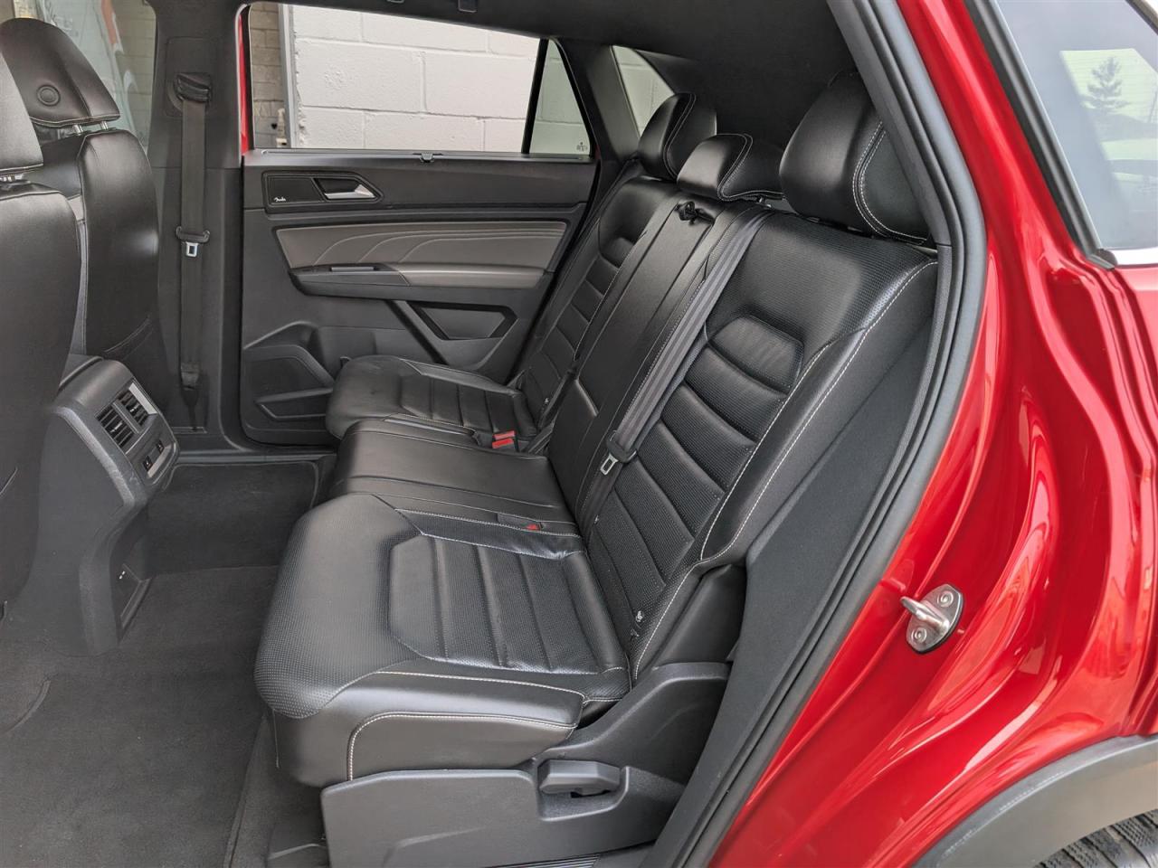 2022 Volkswagen Atlas Cross Sport HIGHLINE AWD - NAVI - PANO ROOF - TECH FEATS