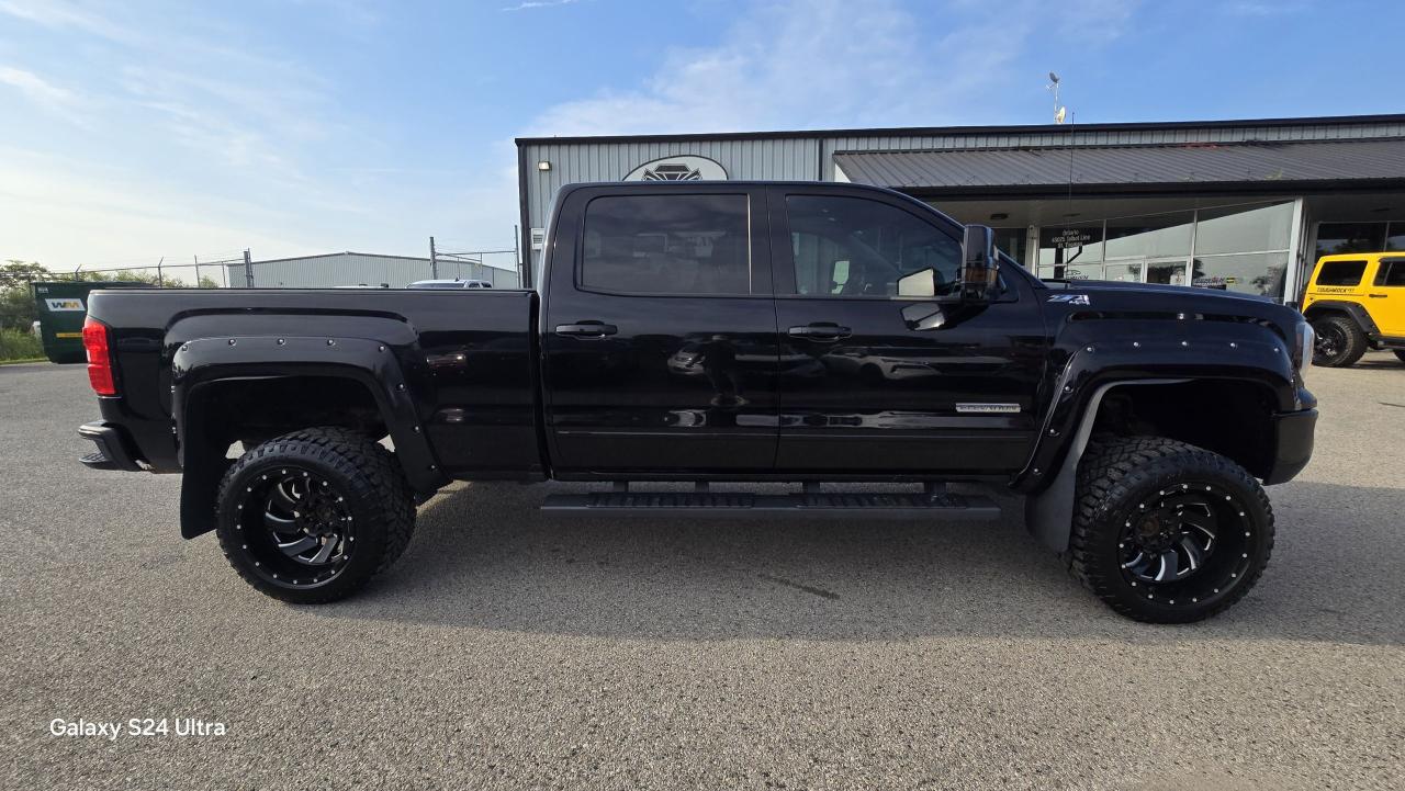 2017 GMC Sierra 1500 SLE - Photo #6