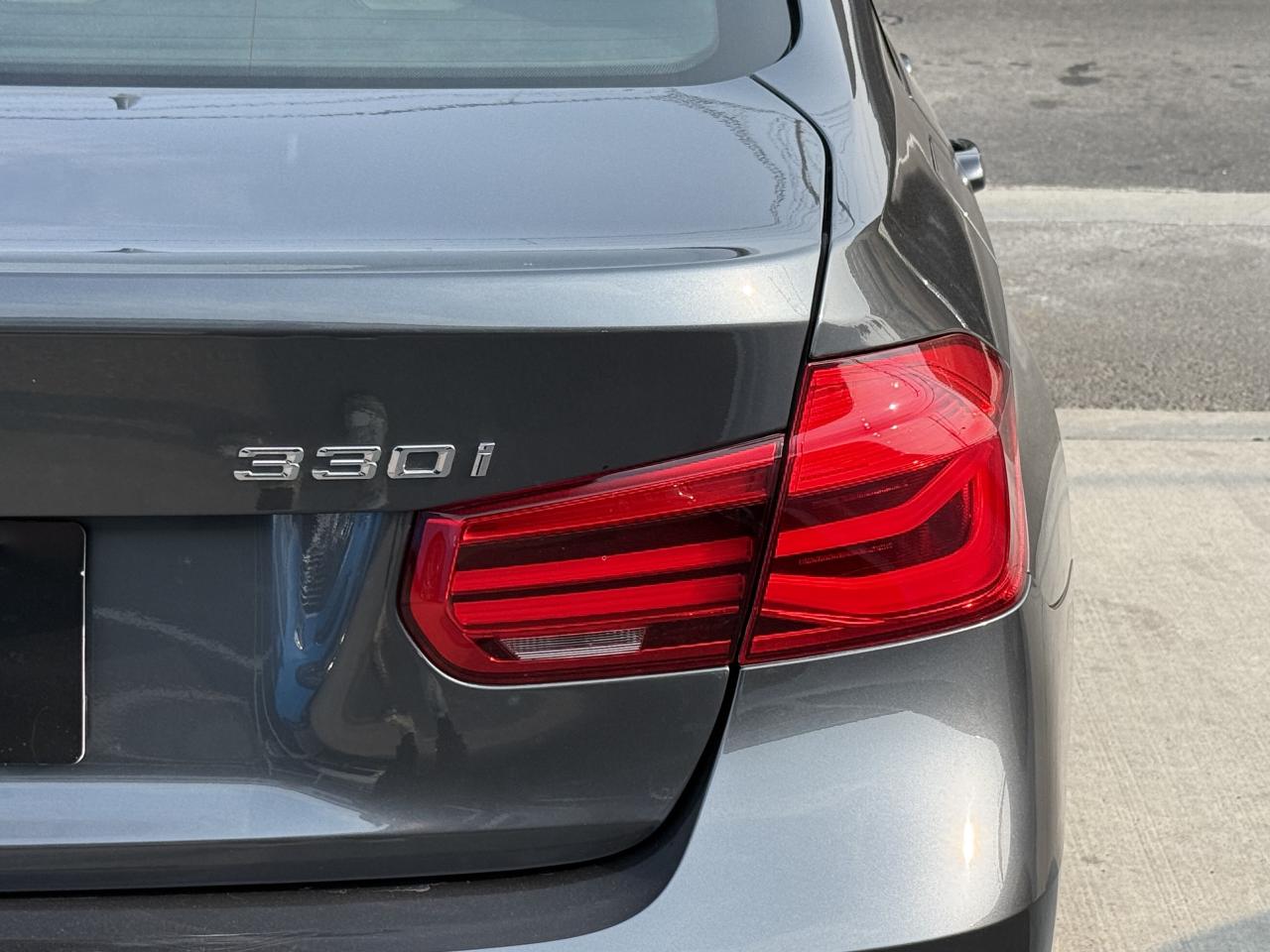 2018 BMW 3 Series 330i //M SPORT | SUNROOF | LOADED Photo