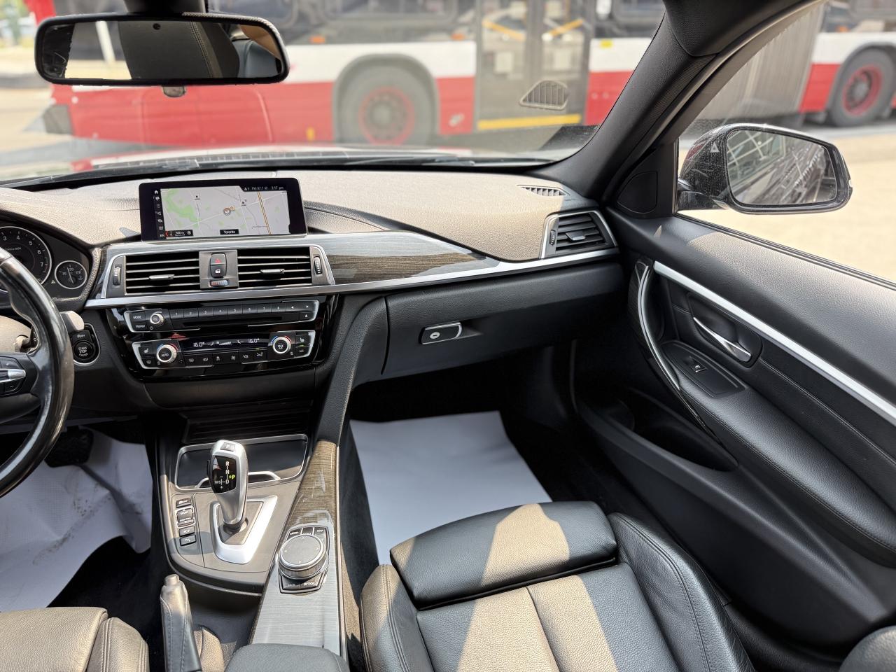 2018 BMW 3 Series 330i //M SPORT | SUNROOF | LOADED Photo