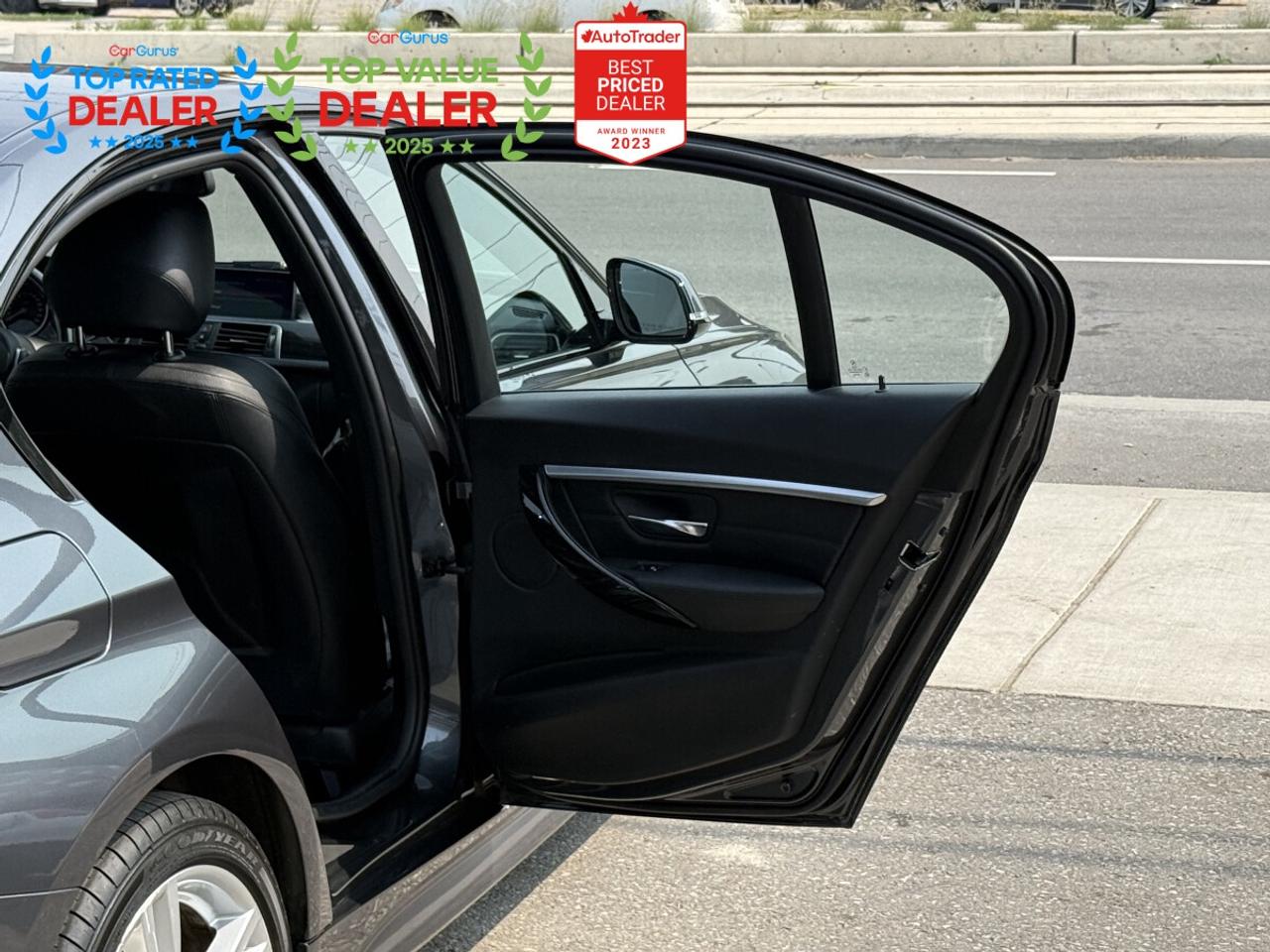 2018 BMW 3 Series 330i //M SPORT | SUNROOF | LOADED Photo