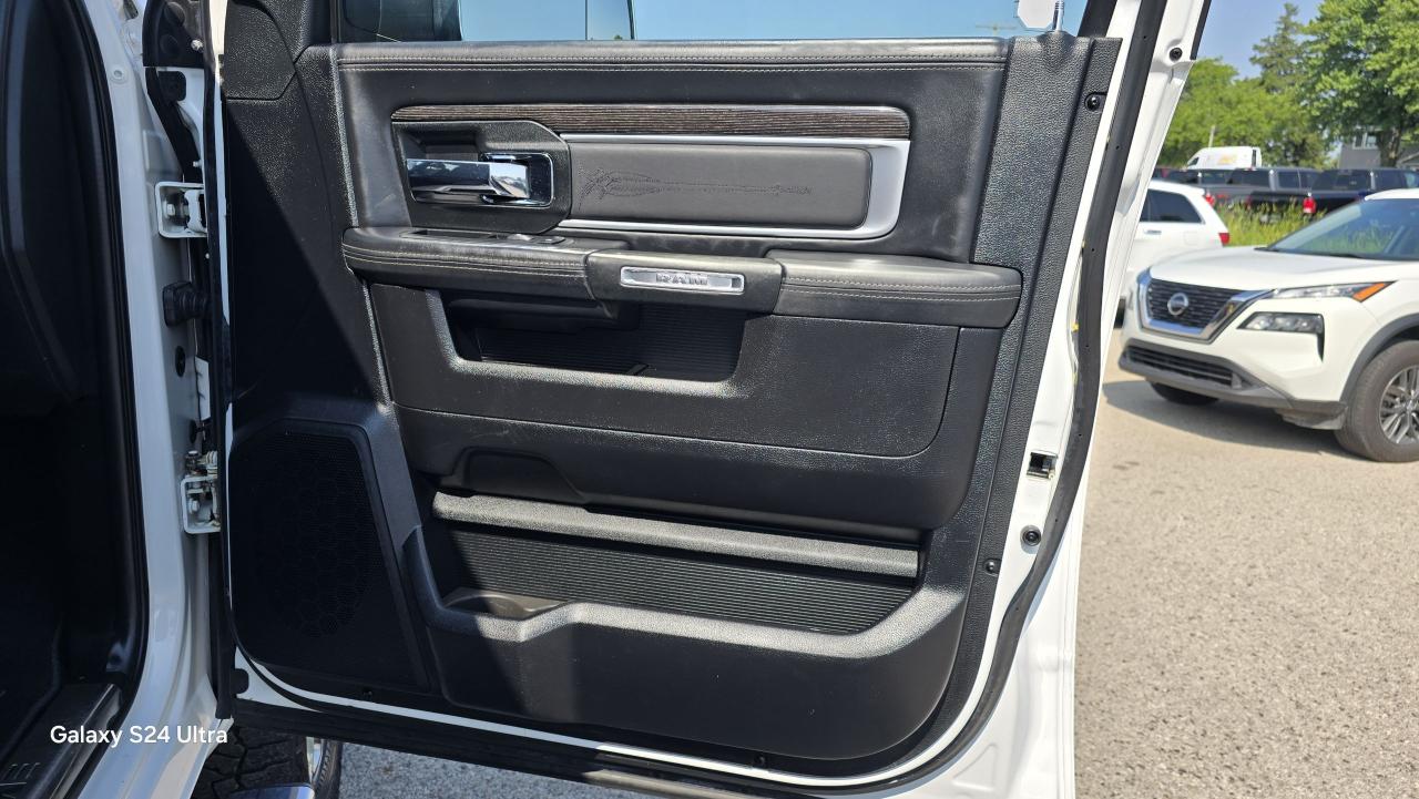 2017 RAM 2500 Limited - Photo #10
