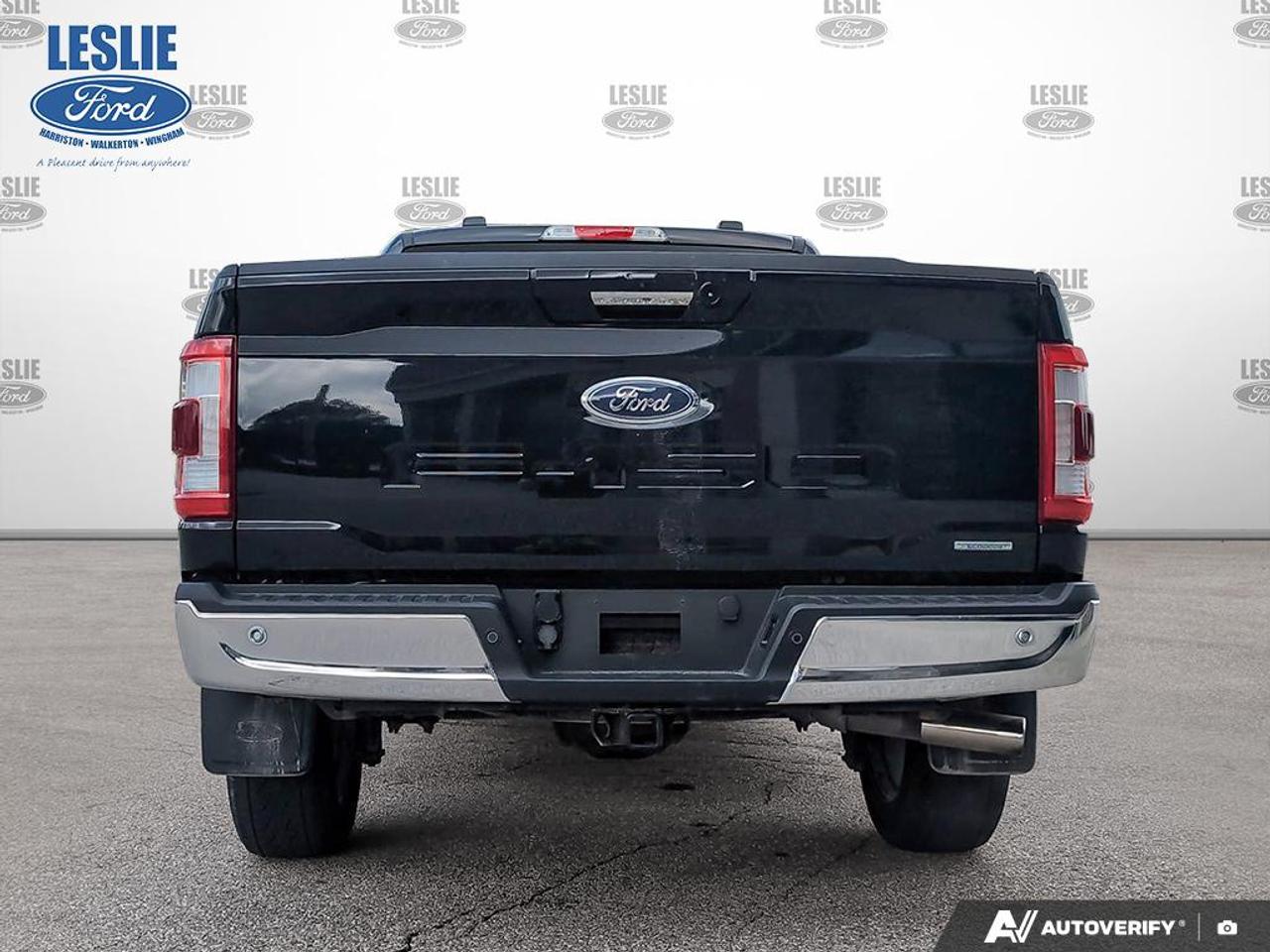 2022 Ford F-150 Lariat 4WD SuperCrew 5.5' Box Photo4