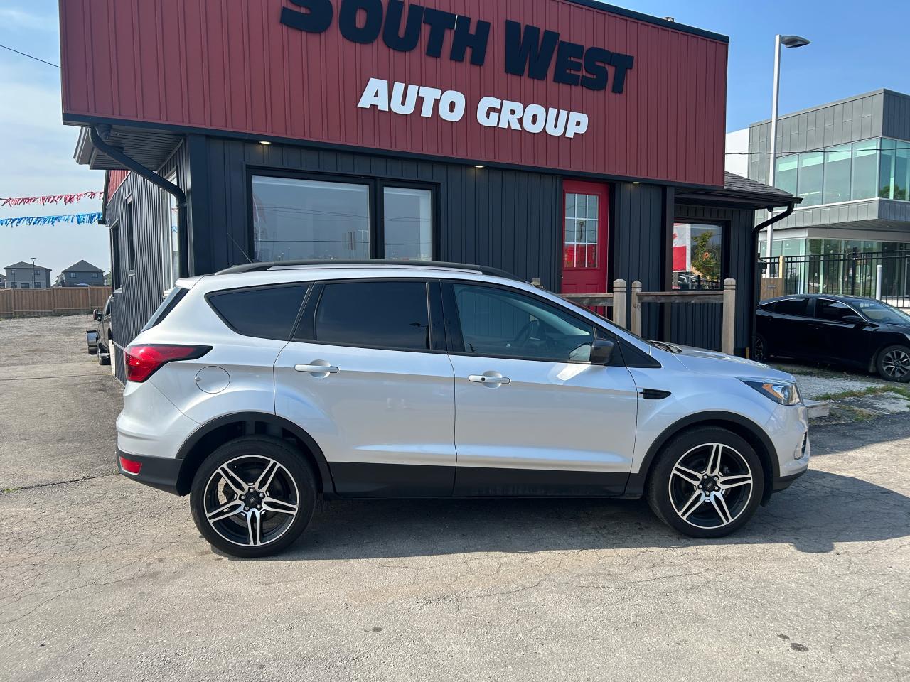 2019 Ford Escape SEL - Photo #2