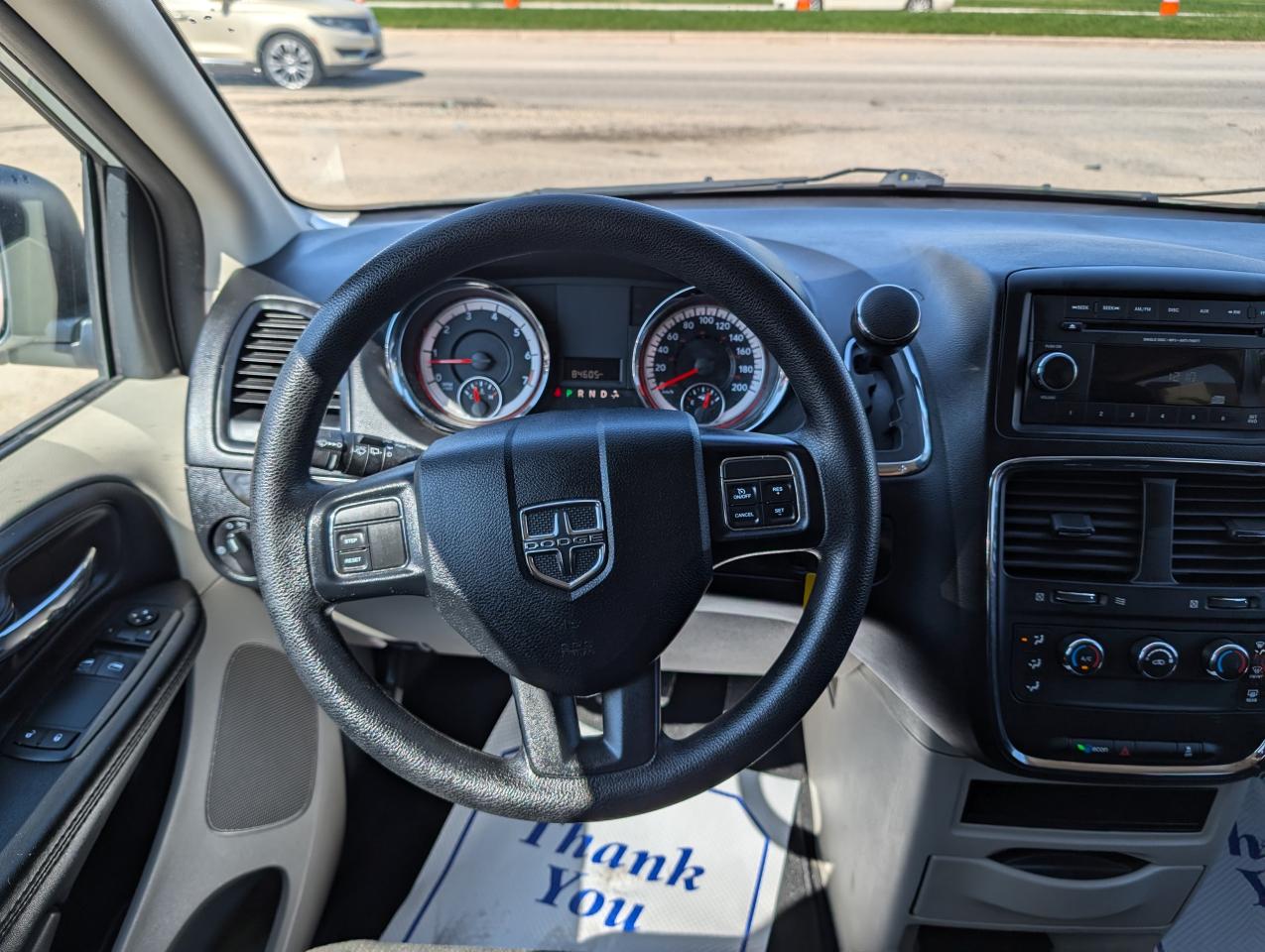 2016 Dodge Grand Caravan SXT | LOW KMS | 7 PASSENGER | Stow 'n Go - Photo #11