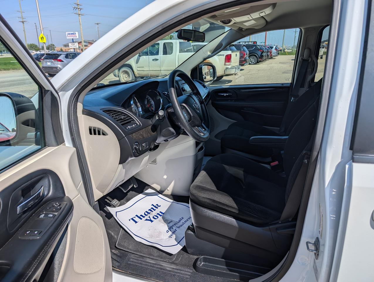 2016 Dodge Grand Caravan SXT | LOW KMS | 7 PASSENGER | Stow 'n Go - Photo #7