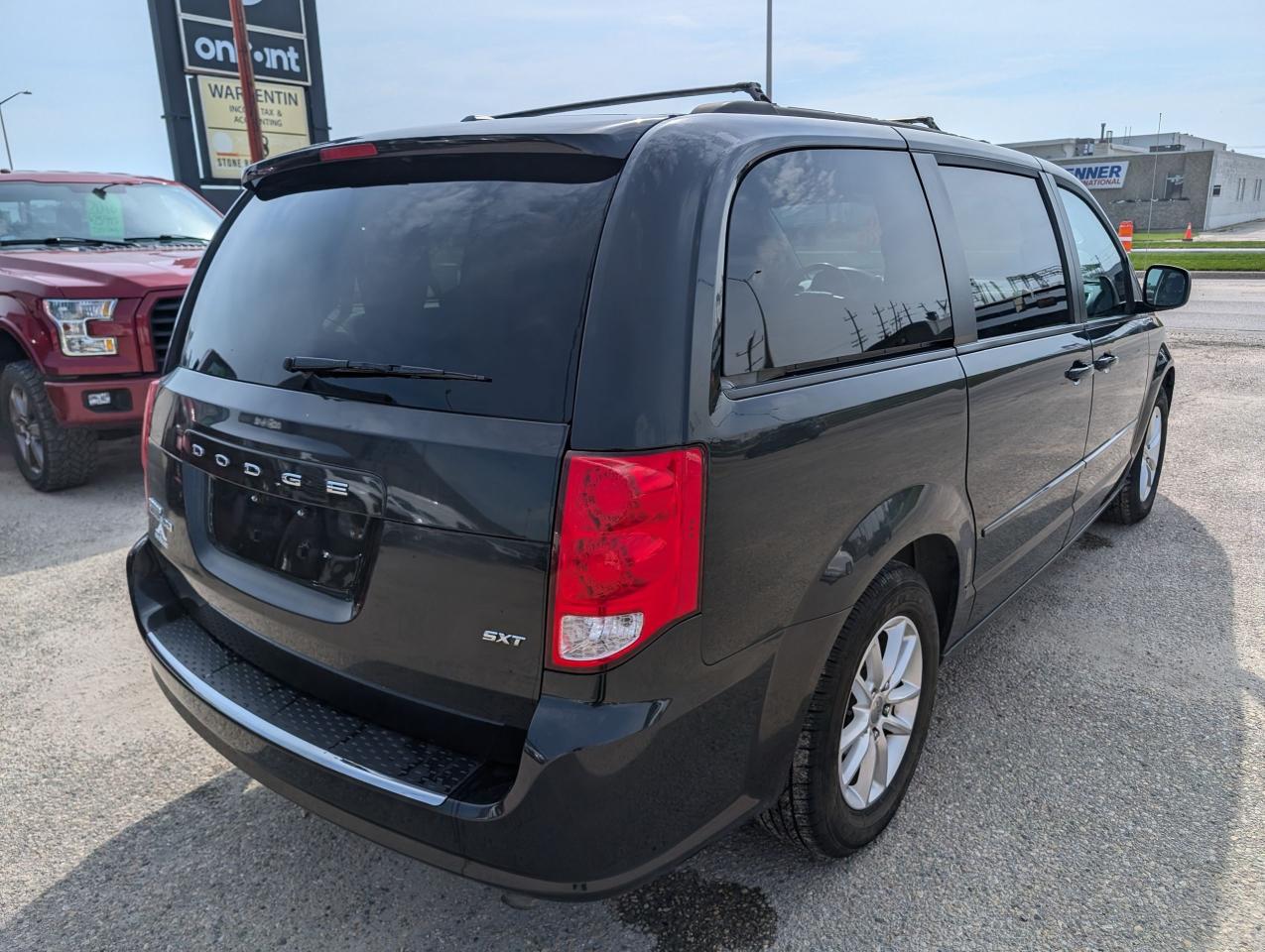 2016 Dodge Grand Caravan SXT | Back Up Camera | Stow N Go - Photo #4
