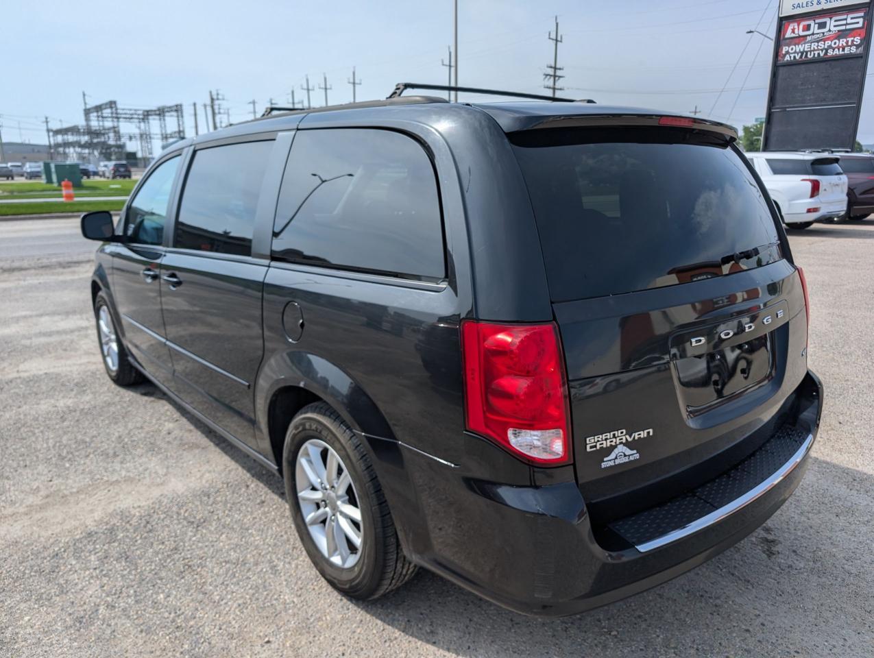 2016 Dodge Grand Caravan SXT | Back Up Camera | Stow N Go - Photo #6