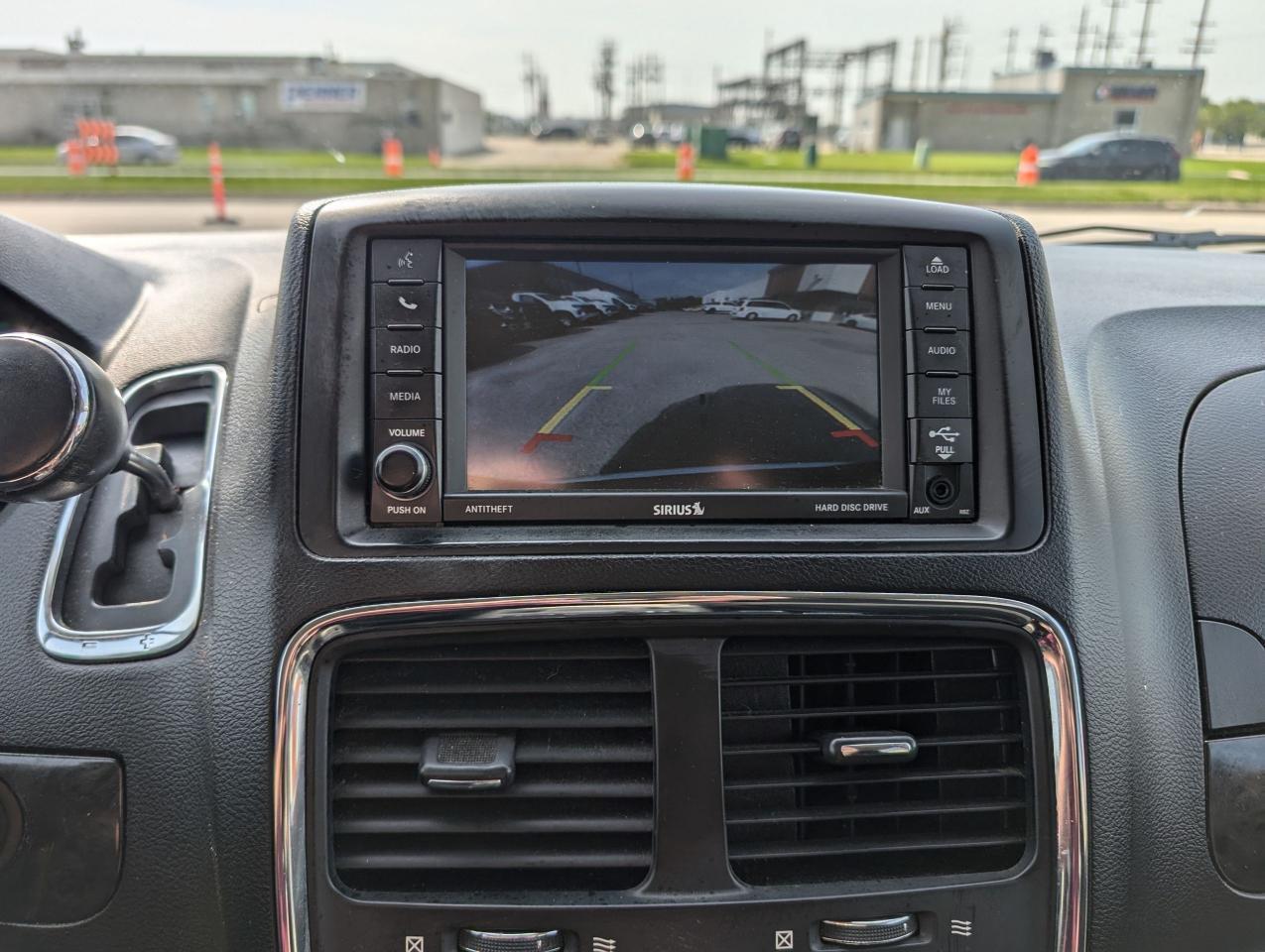 2016 Dodge Grand Caravan SXT | Back Up Camera | Stow N Go - Photo #11